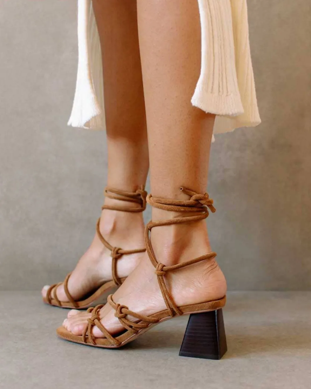 Alohas Goldie Tan Sandals>Woman Sandals & Slides