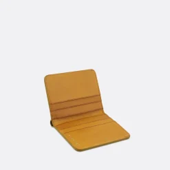 Escuyer Leather Slim Wallet><noscript><img width=