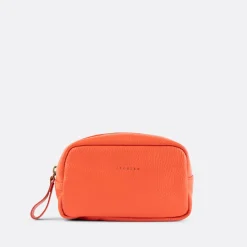 Escuyer Leather Travel Case>Man Bags & Backpacks