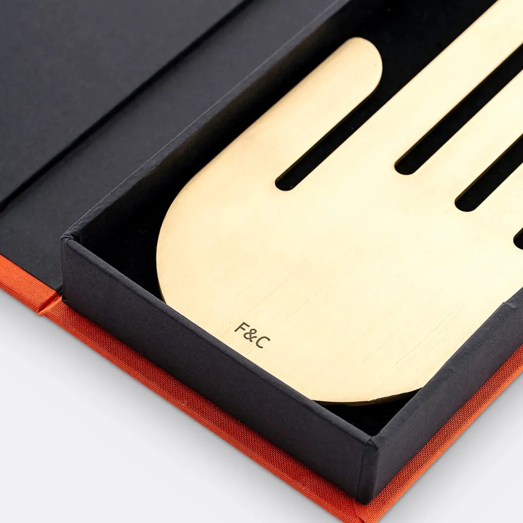Fine & Candy Open Hand Paperweight>Man Home Accessories