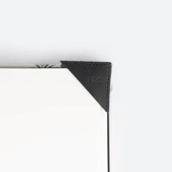 Fine & Candy Triangle Bookmarker>Man Stationery