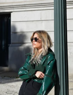 Guaja Vinyl Curly Coat><noscript><img width=